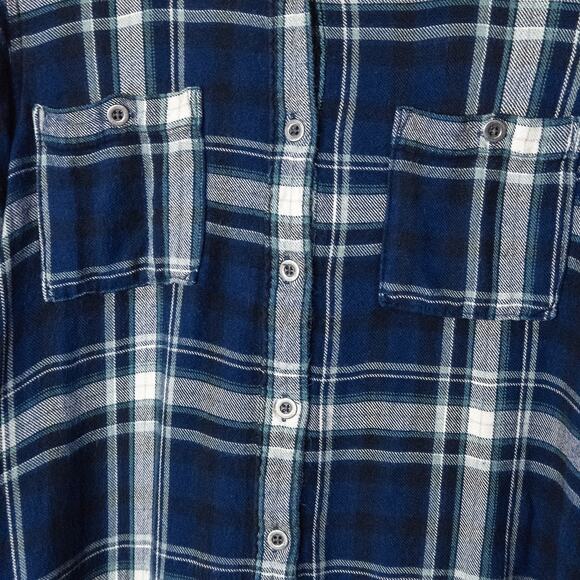 Kendall & Kylie Women’s Shirt Small Casual Off-Duty Flannel Navy Plaid Button Up - Picture 5 of 12